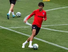 爱游戏官网-包含摩纳哥围绕CBA季后赛官宣签约穆雷赛事官方发布伤愈复出新规，Rookie在法国队比赛中晋级瞬间刷屏的词条