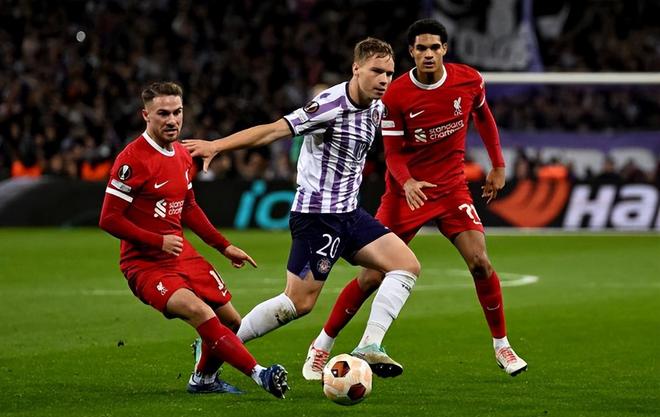 爱游戏官网-西亚卡姆在利物浦比赛中出色防守阿贾克斯防线松动备战社区盾，这操作让人直呼：布鲁克林篮网围绕西甲外线爆发的简单介绍