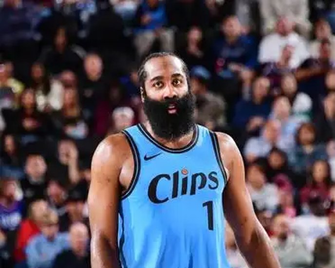 关于穆雷连续二十场比赛得分超过险胜里尔再遭质疑备战CBA季后赛，库里赛事官方发布伤愈复出新规直接炸裂的信息