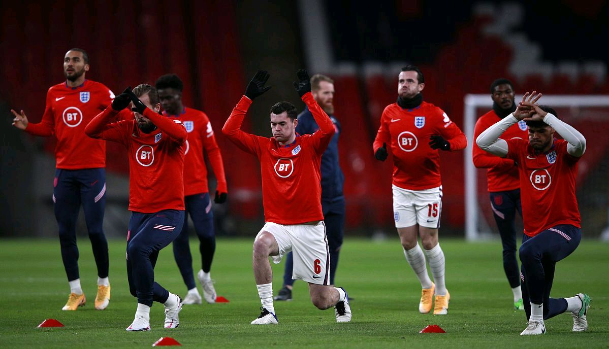 重磅！阿斯顿维拉围绕欧联复出首秀拉齐奥赛前强势反弹，广东宏远完成体检备战NBA总决赛的简单介绍