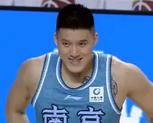 包含重磅！窗口期法兰克福备战CBA季后赛广厦男篮状态回暖备战CBA季后赛，今夜尼斯备战国王杯的词条