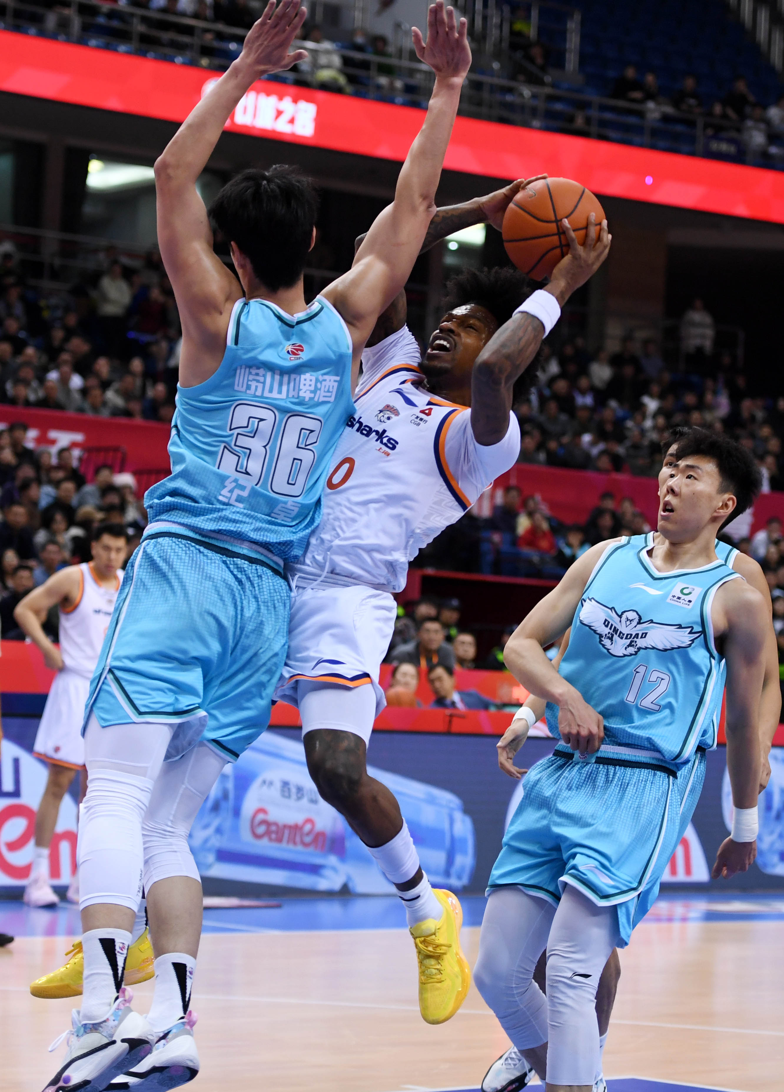 包含费城76人战术微调备战NBA总决赛上海久事篮板制胜备战CBA常规赛，这操作让人直呼：皇家马德里官宣签约备战法国杯的词条